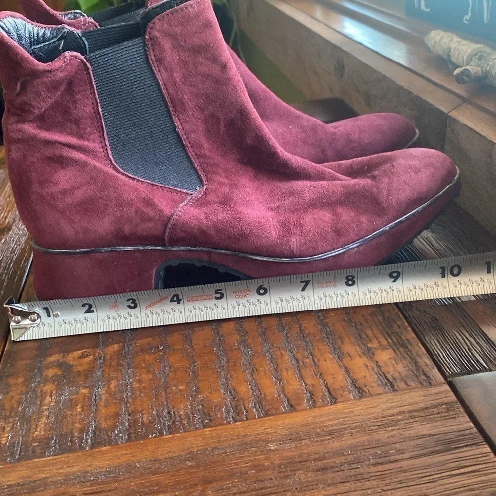 Stephane Kelian Paris burgundy wine suede booties - Picture 11 of 16